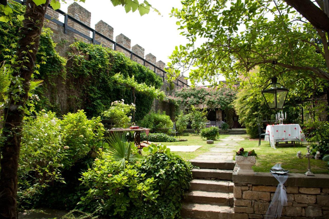 Castello Di Muggia Bed and Breakfast Buitenkant foto